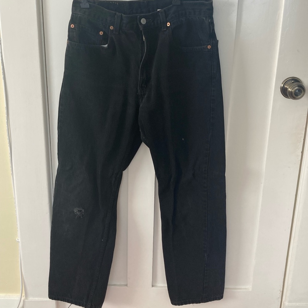 Levi’s black jeans
